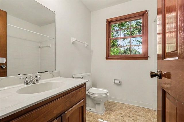 1903 Colony Oaks Drive, Snellville, GA 30078