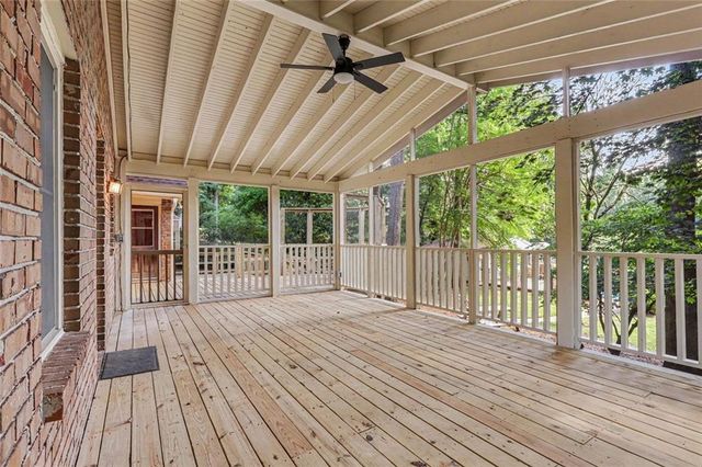 1903 Colony Oaks Drive, Snellville, GA 30078