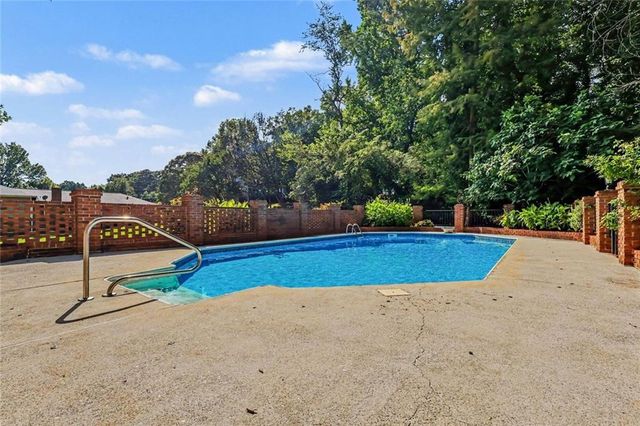 1903 Colony Oaks Drive, Snellville, GA 30078