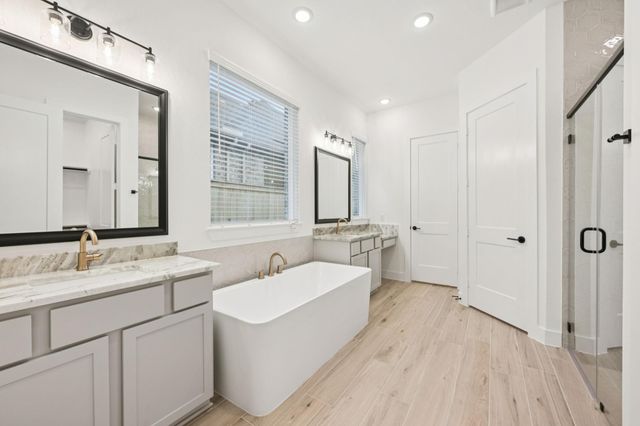 26022 S Outrider Banks, Montgomery, TX 77316