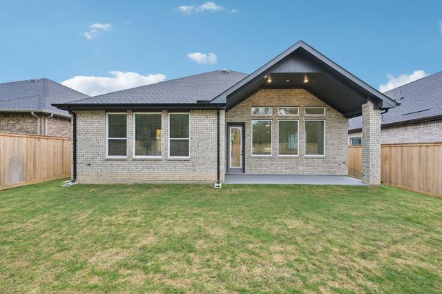 26022 S Outrider Banks, Montgomery, TX 77316