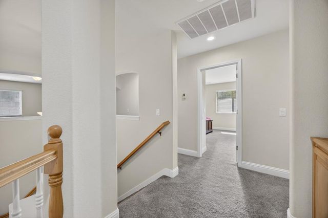 5500 Tierra Gardens Ln, Carmichael, CA 95608