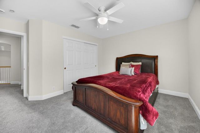 5500 Tierra Gardens Ln, Carmichael, CA 95608