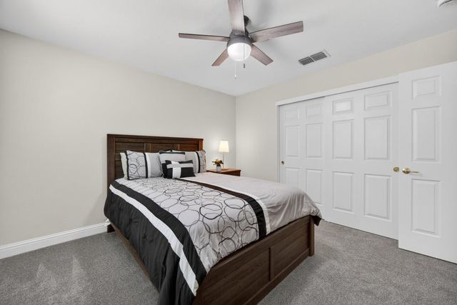 5500 Tierra Gardens Ln, Carmichael, CA 95608