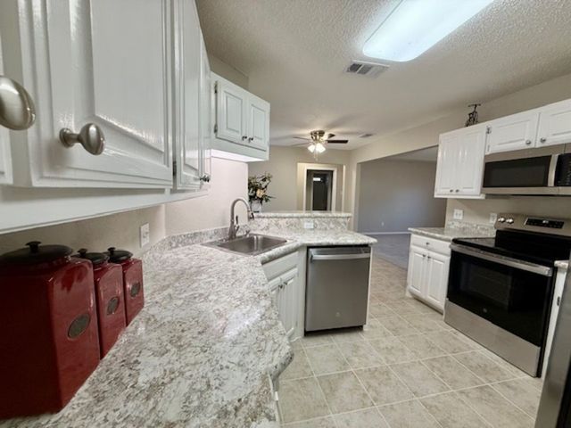 3342 Ashley Circle, Denton, TX 76207