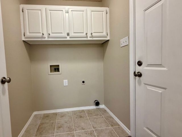 3342 Ashley Circle, Denton, TX 76207