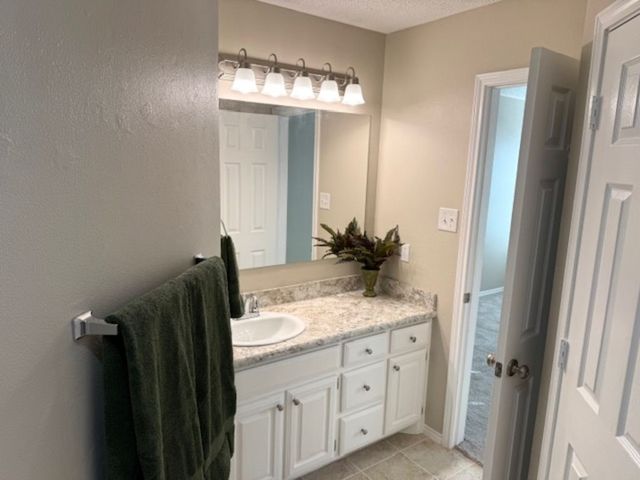 3342 Ashley Circle, Denton, TX 76207