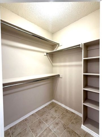 3342 Ashley Circle, Denton, TX 76207