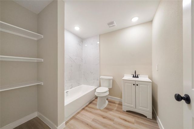 3402 W Cedar Bayou Lynchburg Road, Baytown, TX 77521