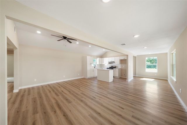3402 W Cedar Bayou Lynchburg Road, Baytown, TX 77521