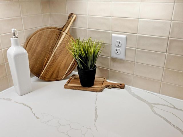 2524 Buchanan Lane S, Cambridge, MN 55008