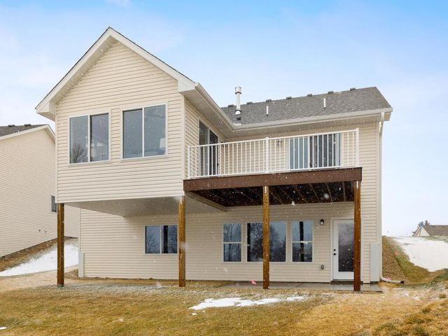 2524 Buchanan Lane S, Cambridge, MN 55008