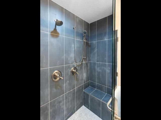 2524 Buchanan Lane S, Cambridge, MN 55008