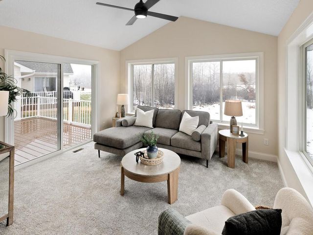 2524 Buchanan Lane S, Cambridge, MN 55008