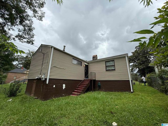 1705 2ND COURT W, Birmingham, AL 35208