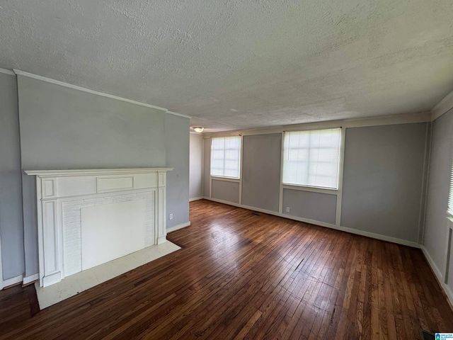 1705 2ND COURT W, Birmingham, AL 35208