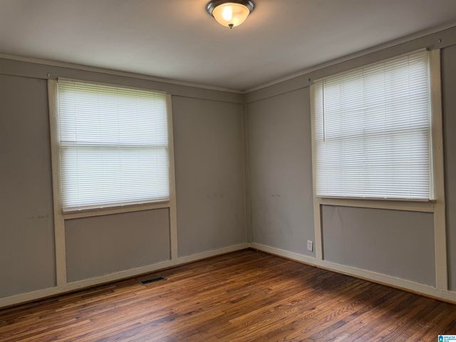 1705 2ND COURT W, Birmingham, AL 35208