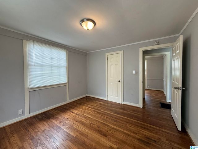 1705 2ND COURT W, Birmingham, AL 35208