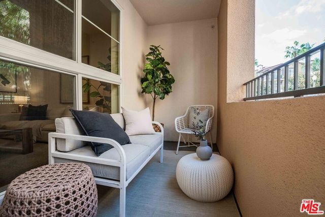 13031 Villosa Place 102, Playa Vista, CA 90094