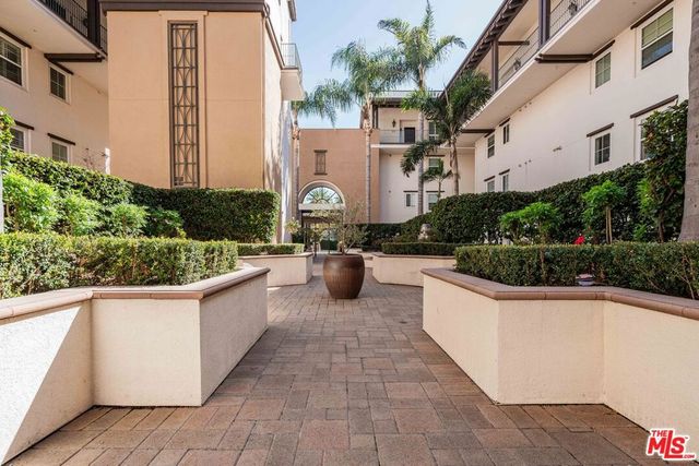 13031 Villosa Place 102, Playa Vista, CA 90094