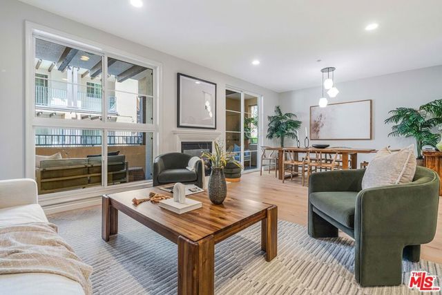 13031 Villosa Place 102, Playa Vista, CA 90094