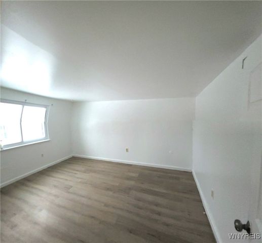 50 Strasbourg Drive Lower, Cheektowaga, NY 14227