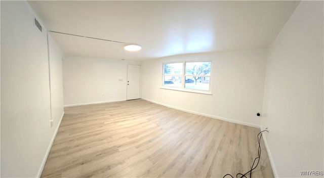 50 Strasbourg Drive Lower, Cheektowaga, NY 14227