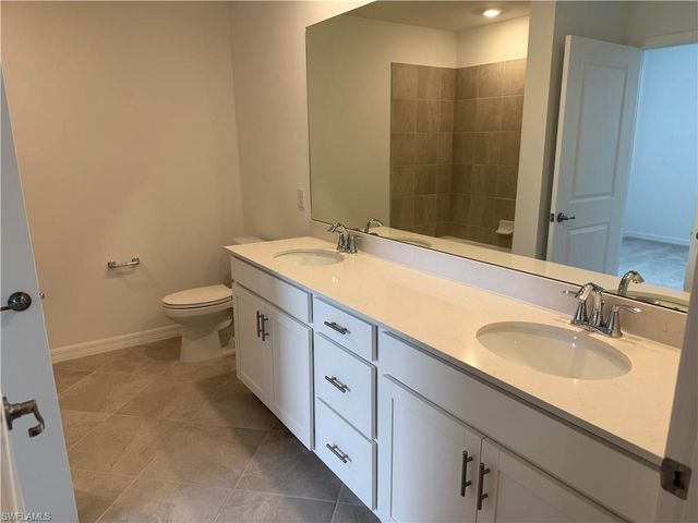18411 Copperhead CT N 321, Lehigh Acres, FL 33936