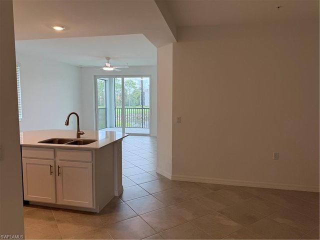 18411 Copperhead CT N 321, Lehigh Acres, FL 33936