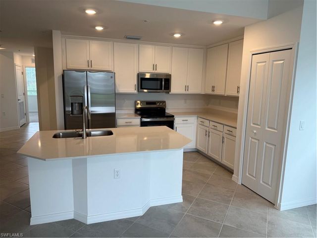 18411 Copperhead CT N 321, Lehigh Acres, FL 33936