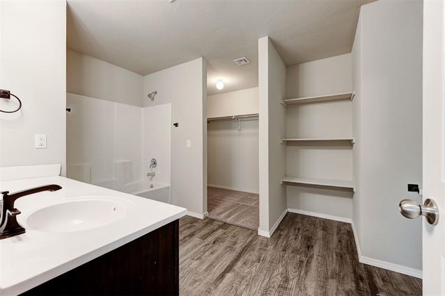 1429 Quartz Place, Noble, OK 73068