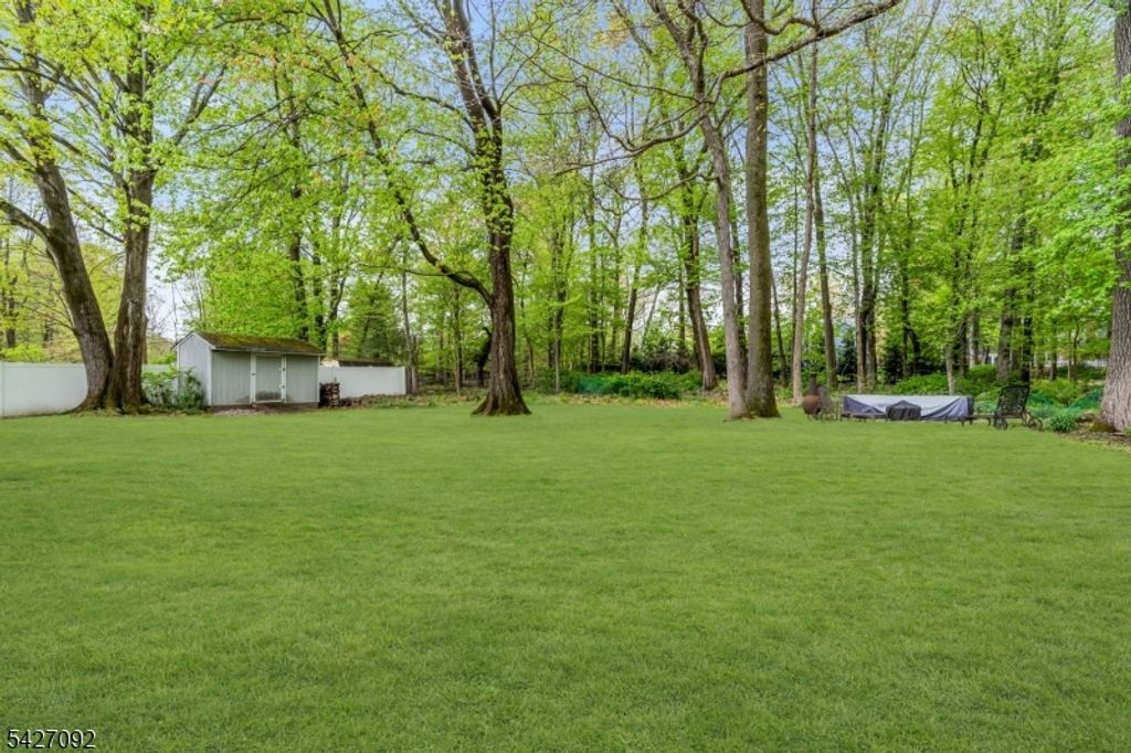 63 Cathedral Ave, Florham Park Boro, NJ 07932 — photo 5