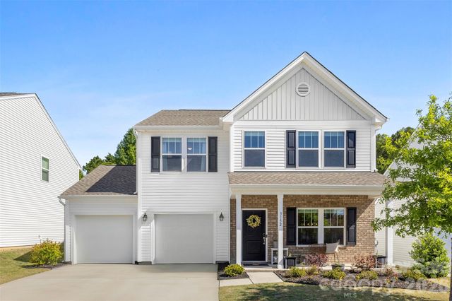 3152 Pinehills Way, Mount Holly, NC 28120