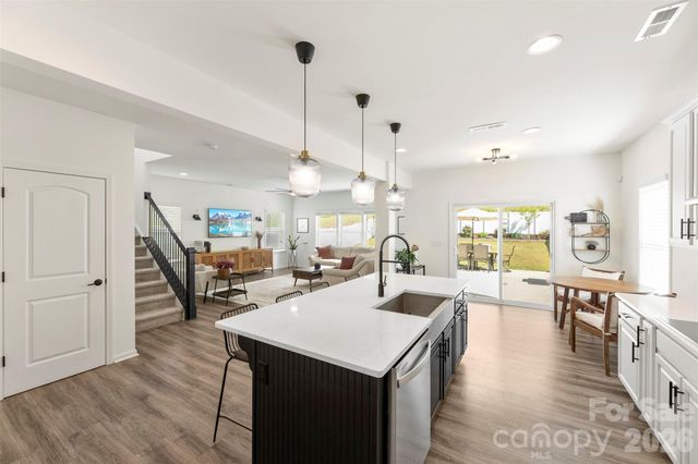 3152 Pinehills Way, Mount Holly, NC 28120