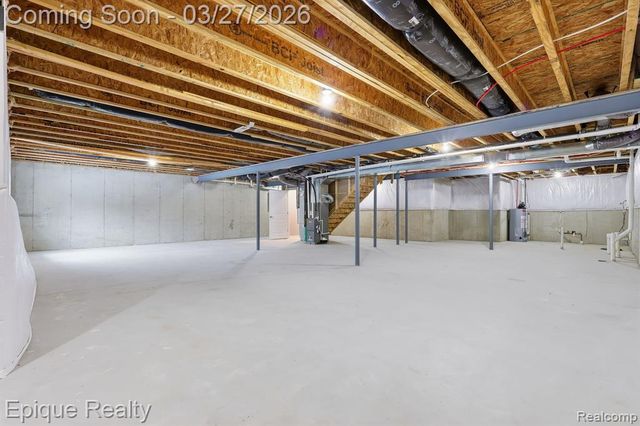 55638 Oak Pointe Drive, Shelby Twp, MI 48315