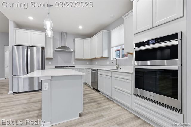 55638 Oak Pointe Drive, Shelby Twp, MI 48315