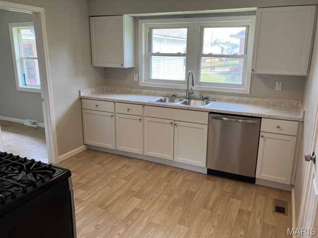 983 Riley Avenue, Alton, IL 62002