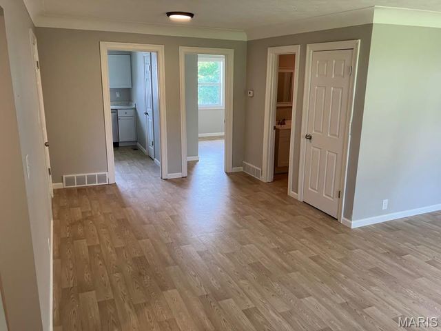 983 Riley Avenue, Alton, IL 62002