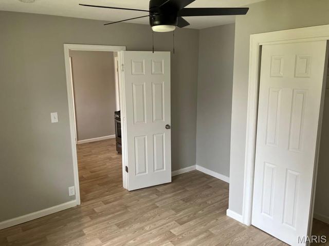 983 Riley Avenue, Alton, IL 62002