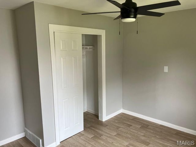 983 Riley Avenue, Alton, IL 62002