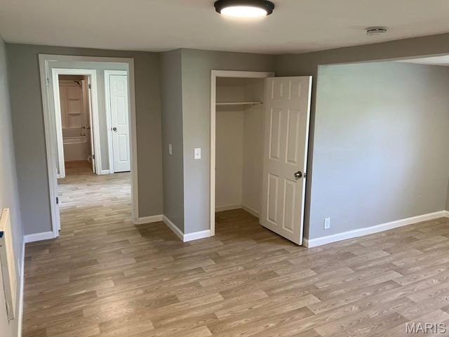 983 Riley Avenue, Alton, IL 62002