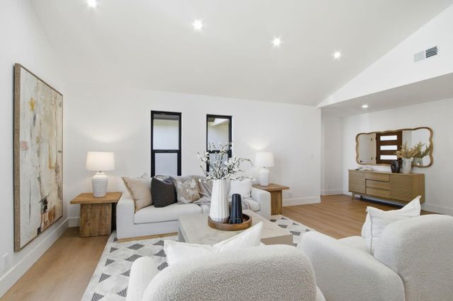 2848 Donizetti Court, San Jose, CA 95132