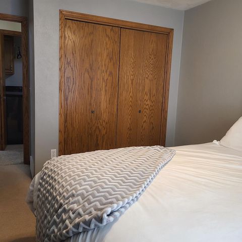 2165 DEER HAVEN DRIVE, Menasha, WI 54952