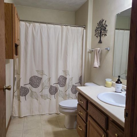 2165 DEER HAVEN DRIVE, Menasha, WI 54952