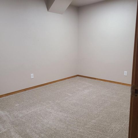 2165 DEER HAVEN DRIVE, Menasha, WI 54952