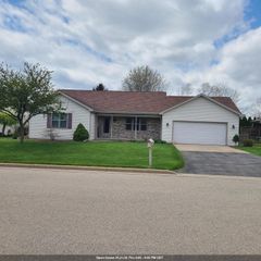 2165 DEER HAVEN DRIVE, Menasha, WI 54952