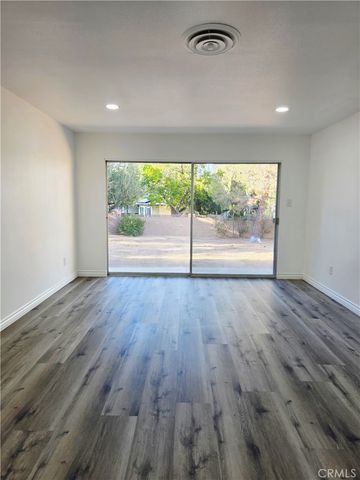 7167 Columbia Way, Lancaster, CA 93536