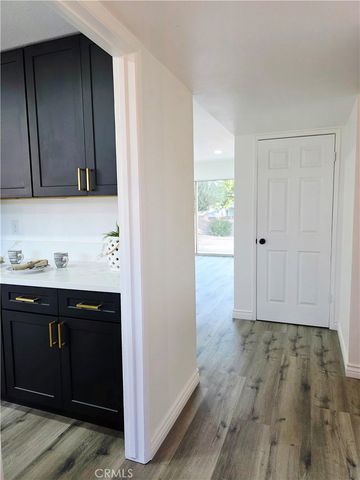 7167 Columbia Way, Lancaster, CA 93536