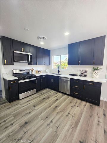 7167 Columbia Way, Lancaster, CA 93536