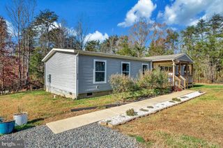 5120 BURR HILL RD, Rhoadesville, VA 22542